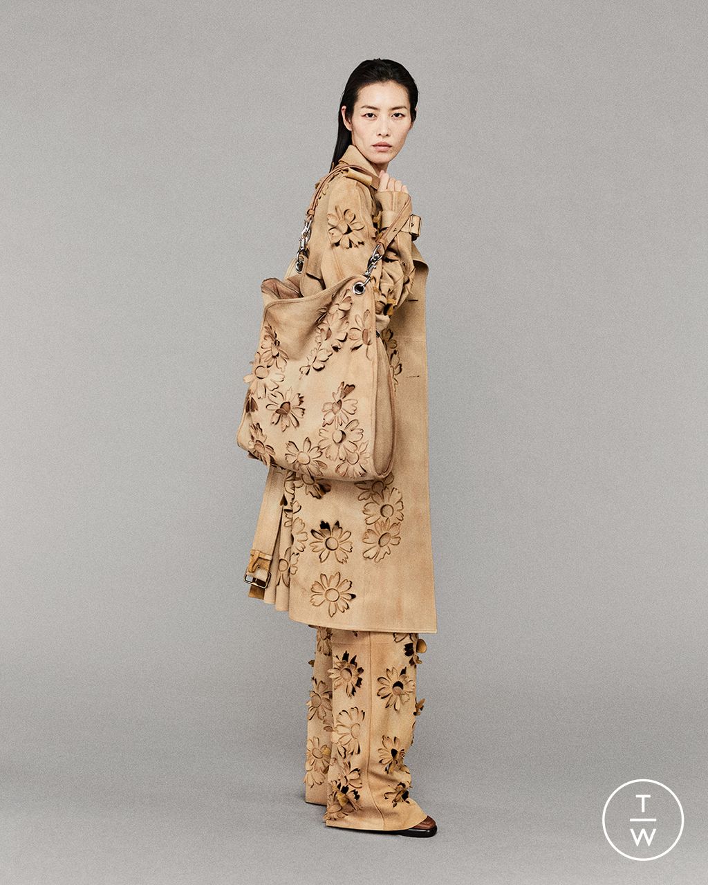 Fashion Week London Resort 2025 look 57 from the Burberry collection 女装