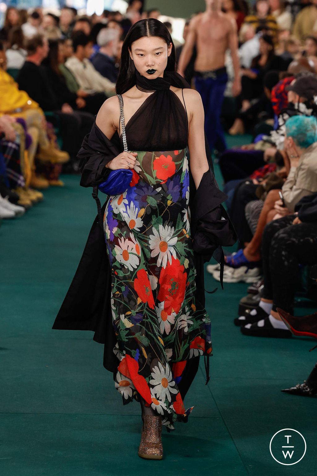 Fashion Week London Spring/Summer 2024 look 54 de la collection Burberry womenswear