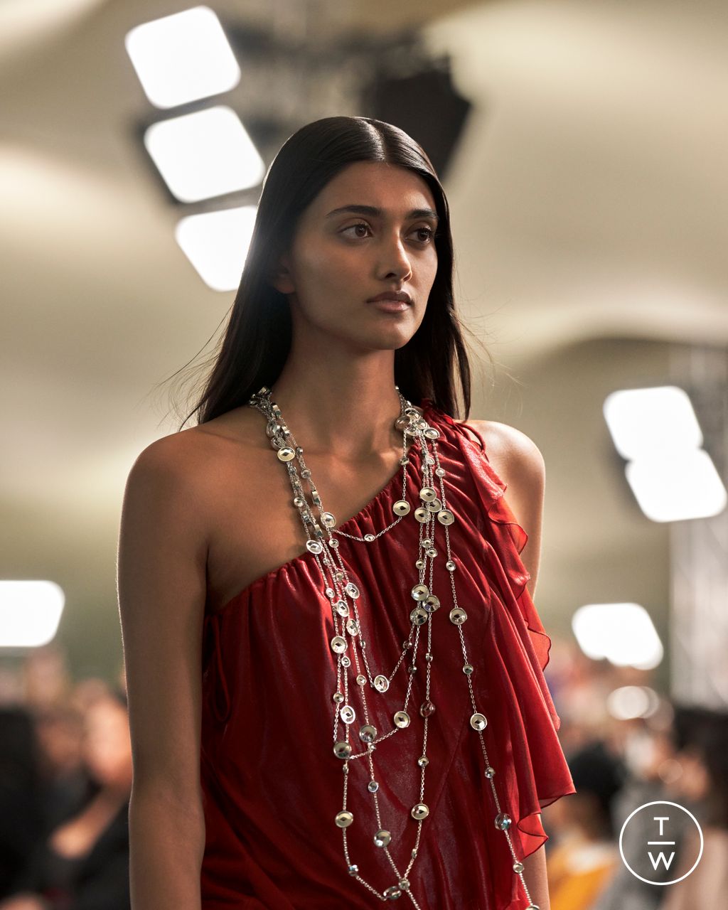 Fashion Week London Spring/Summer 2024 look 74 from the Burberry collection womenswear accessories