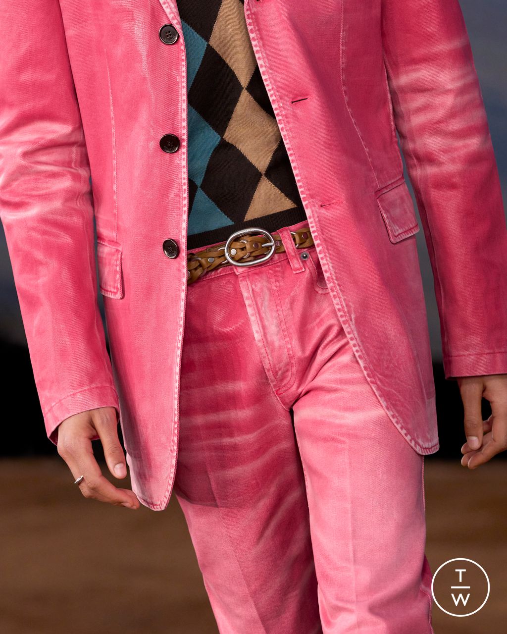 Fashion Week London Spring/Summer 2026 look 8 de la collection Burberry womenswear accessories