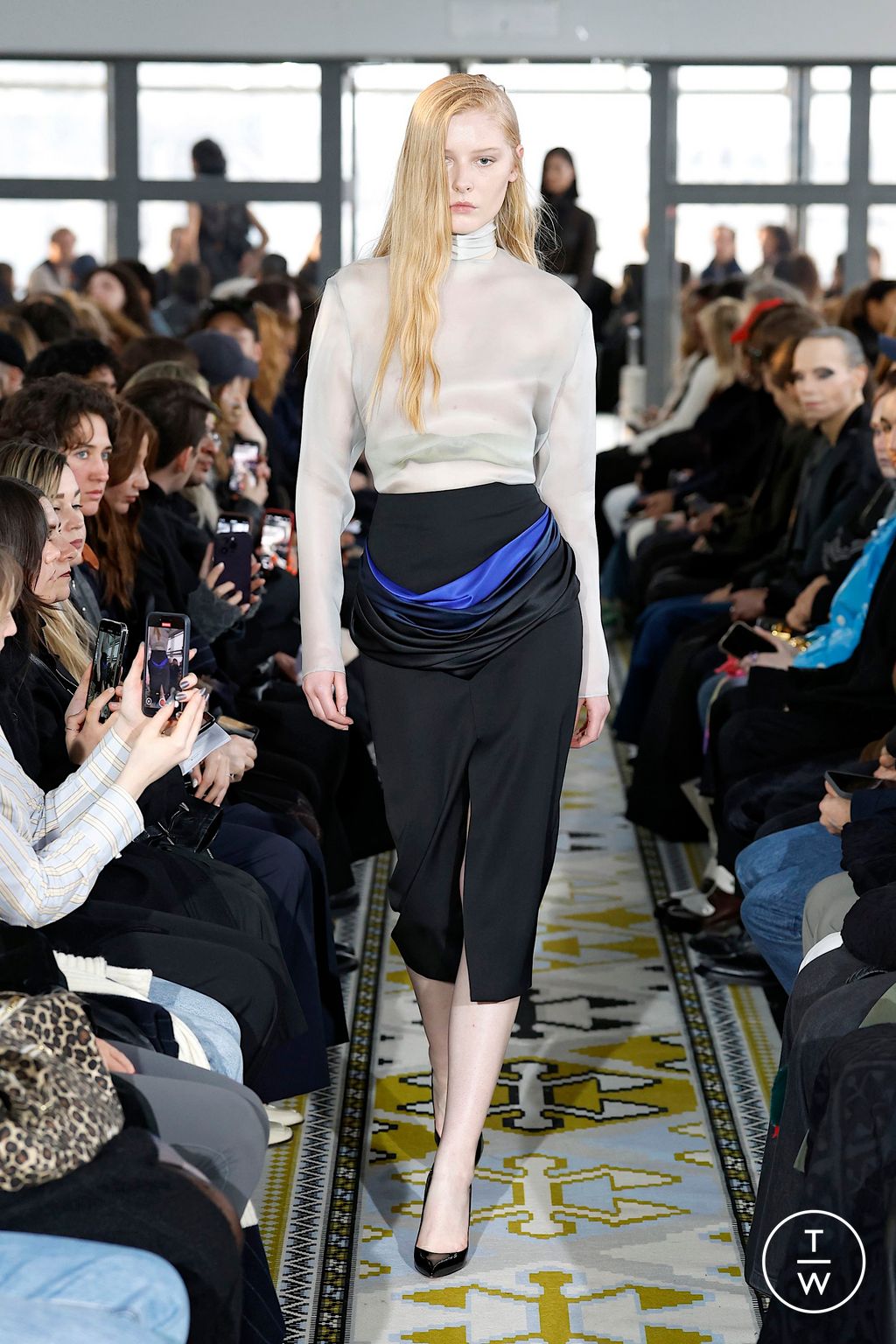 Fashion Week Paris Fall/Winter 2025 look 18 from the Burc Akyol collection womenswear