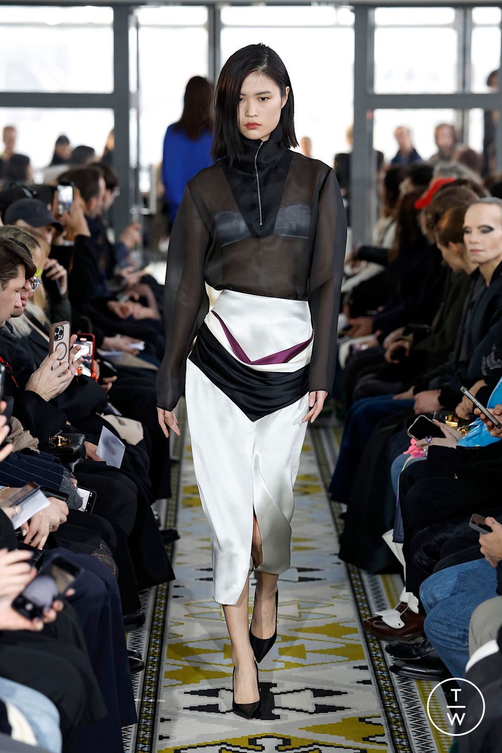 Fashion Week Paris Fall/Winter 2025 look 19 from the Burc Akyol collection womenswear