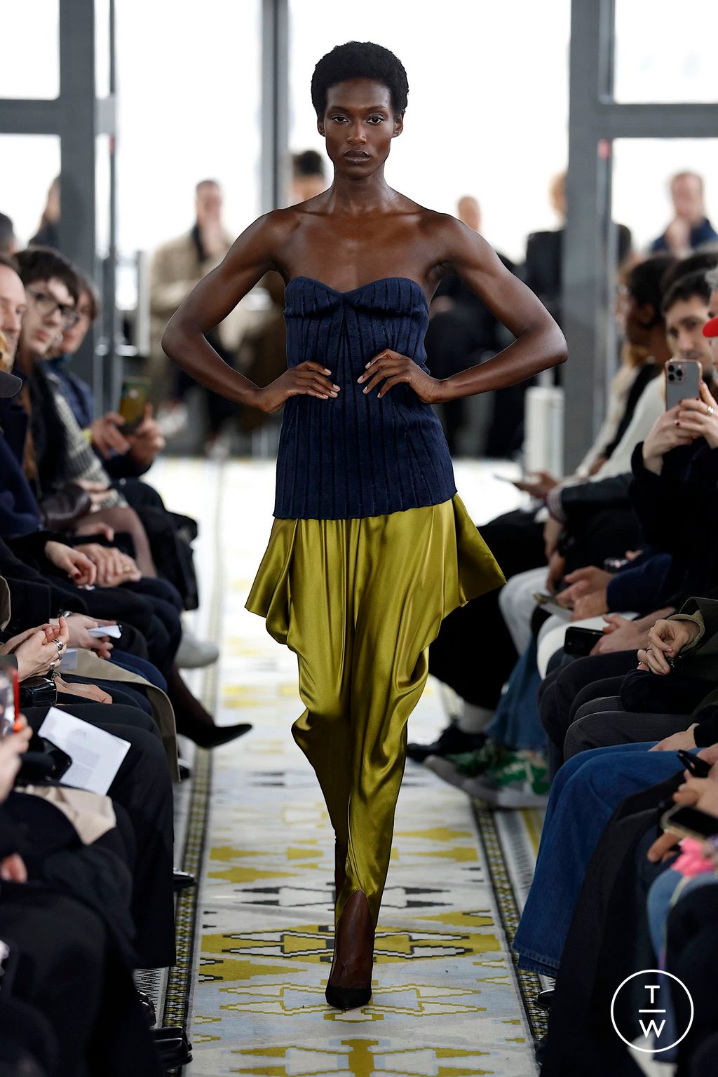 Fashion Week Paris Fall/Winter 2025 look 24 from the Burc Akyol collection womenswear