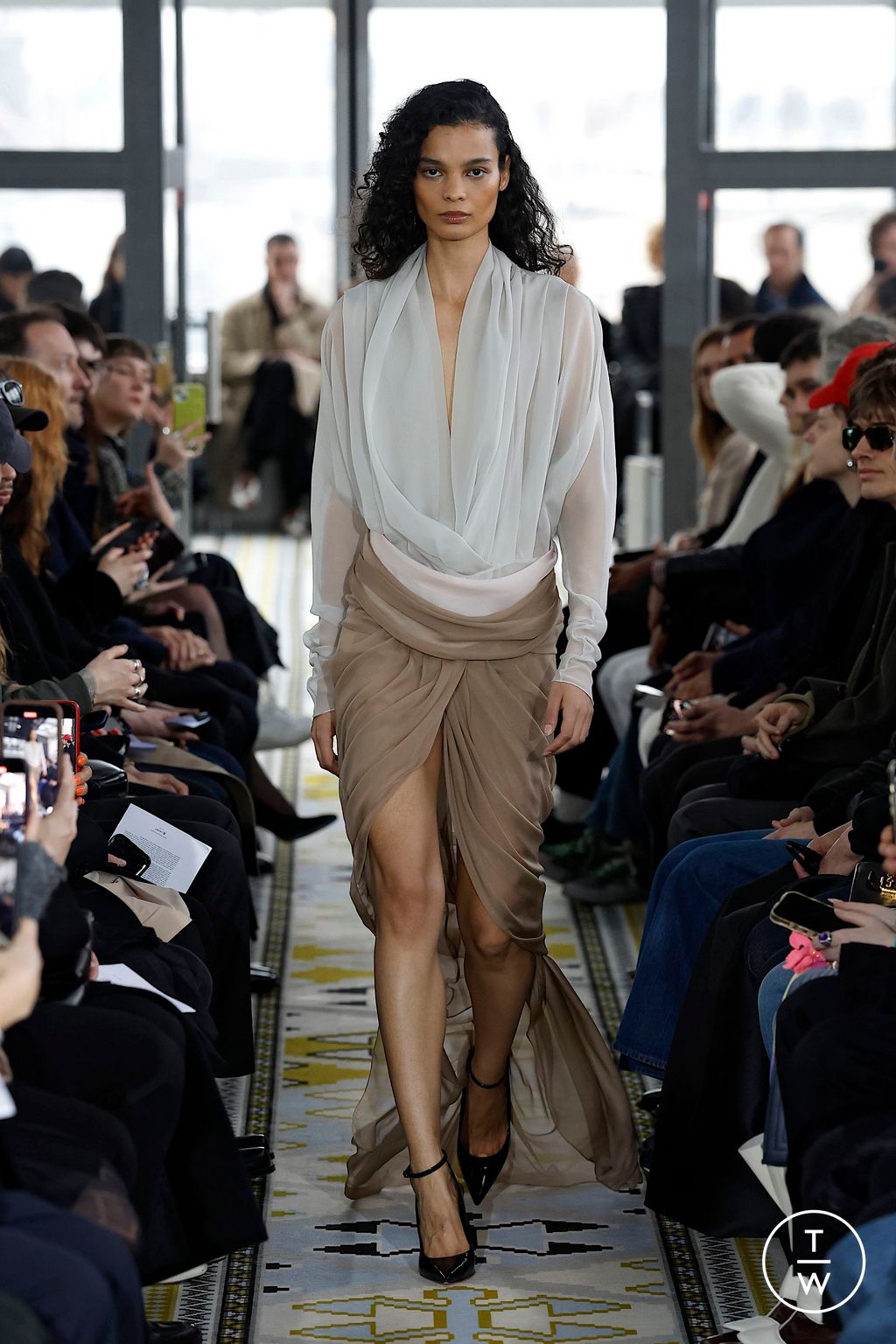 Fashion Week Paris Fall/Winter 2025 look 31 from the Burc Akyol collection womenswear