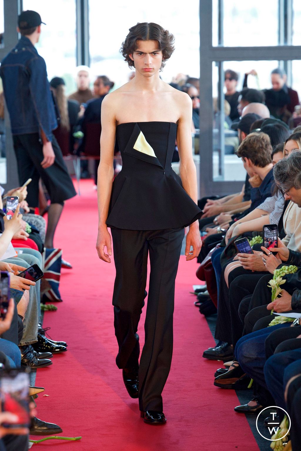 Fashion Week Paris Spring/Summer 2025 look 9 from the Burc Akyol collection menswear