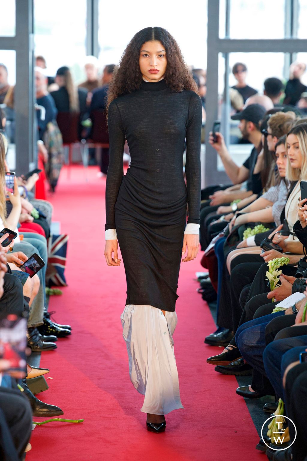 Fashion Week Paris Spring-Summer 2025 look 21 from the Burc Akyol collection menswear