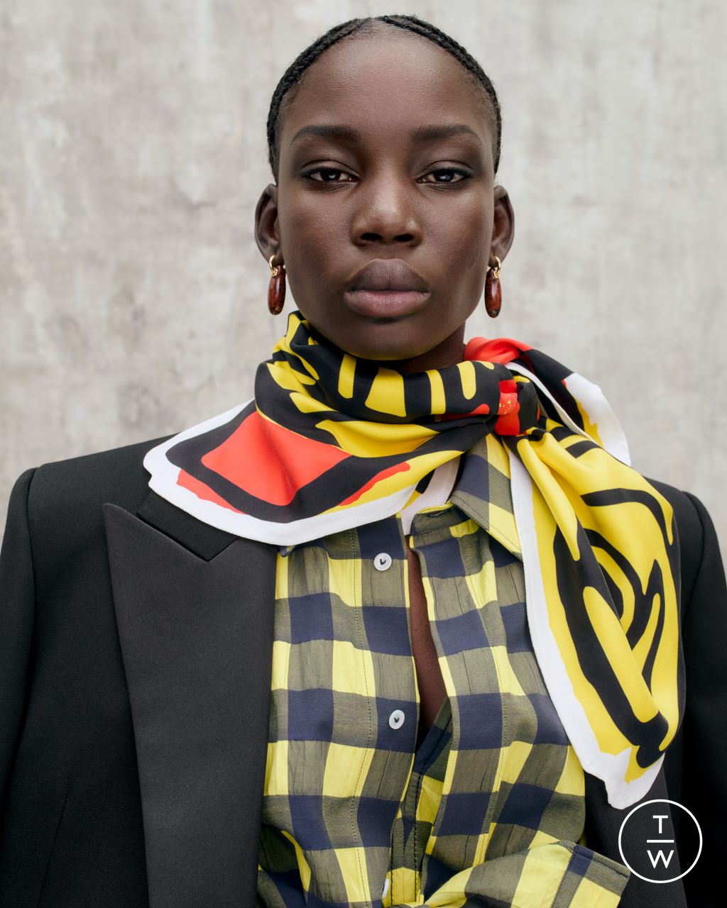 Fashion Week Milan Resort 2025 look 5 from the Bottega Veneta collection womenswear accessories