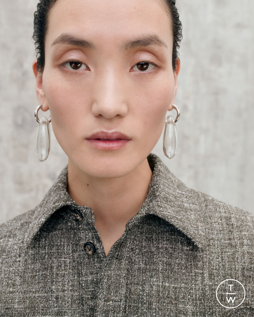 Fashion Week Milan Resort 2025 look 9 from the Bottega Veneta collection womenswear accessories