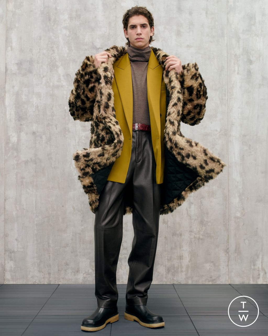 Fashion Week Milan Resort 2025 look 12 from the Bottega Veneta collection womenswear