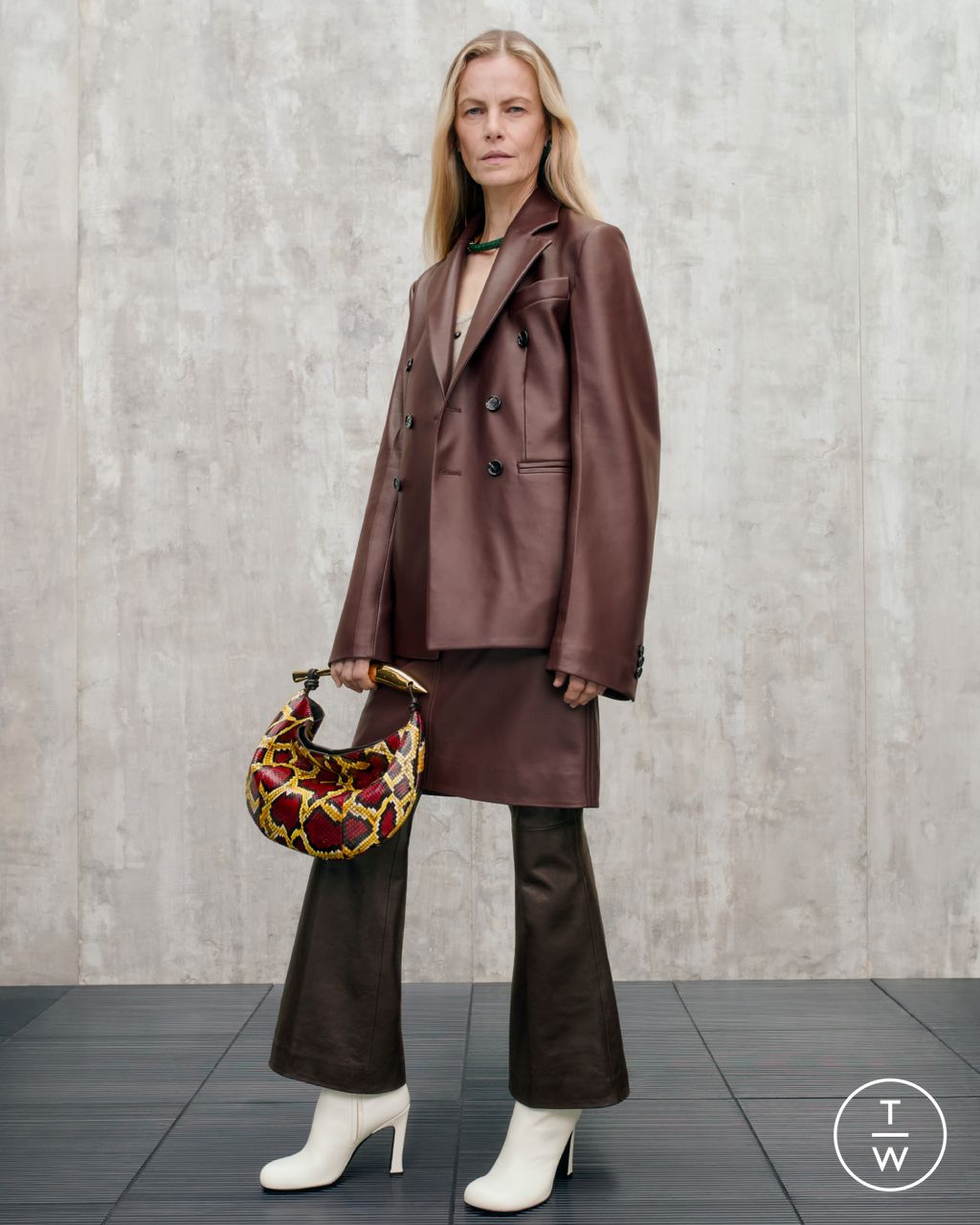 Fashion Week Milan Resort 2025 look 23 from the Bottega Veneta collection womenswear
