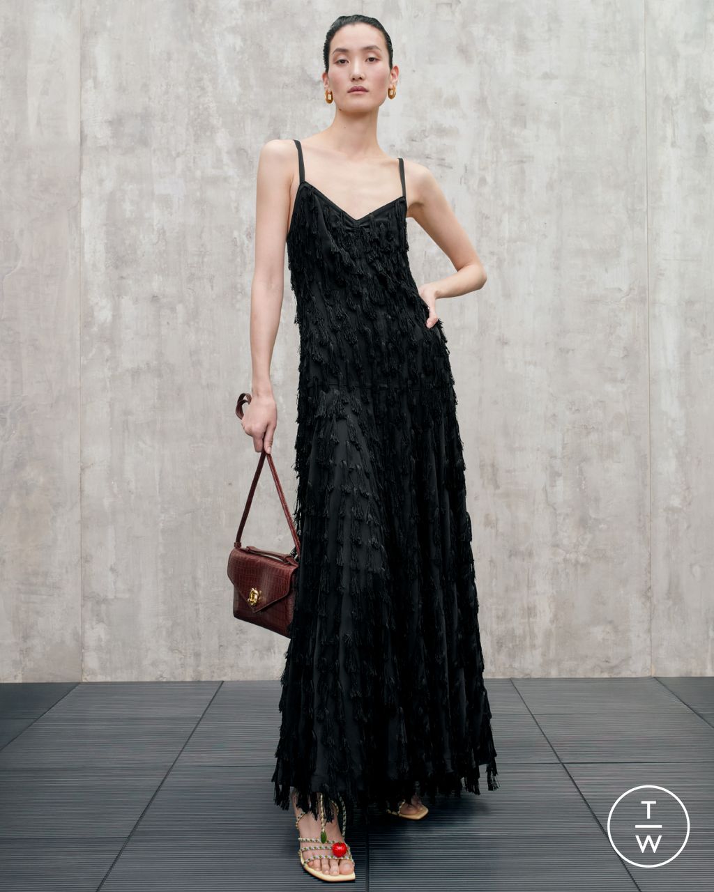 Fashion Week Milan Resort 2025 look 28 from the Bottega Veneta collection womenswear