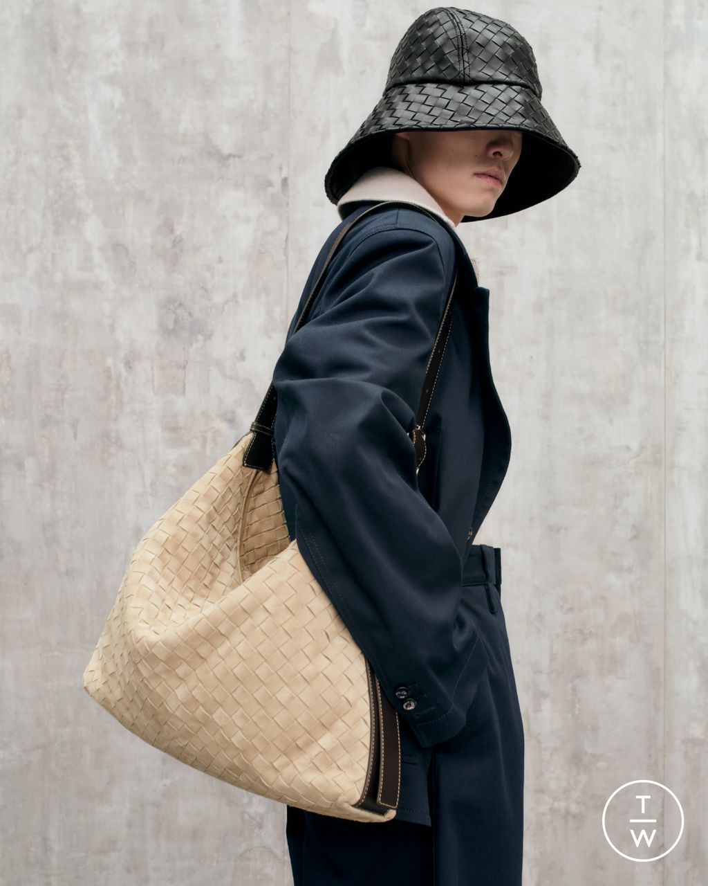 Fashion Week Milan Resort 2025 look 39 from the Bottega Veneta collection womenswear accessories