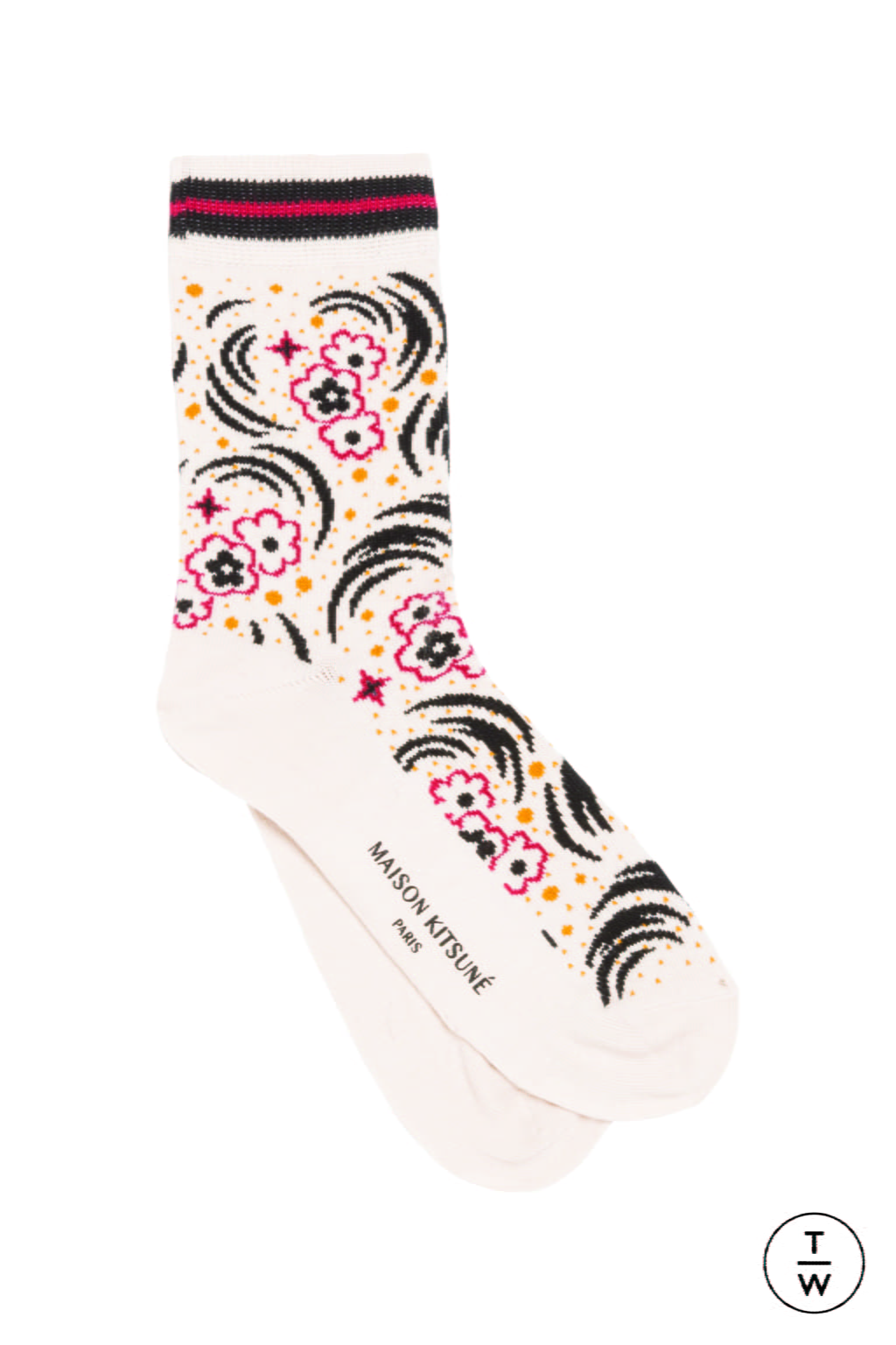 Fashion Week Paris Fall/Winter 2018 look 36 from the Maison Kitsuné collection 女装配饰