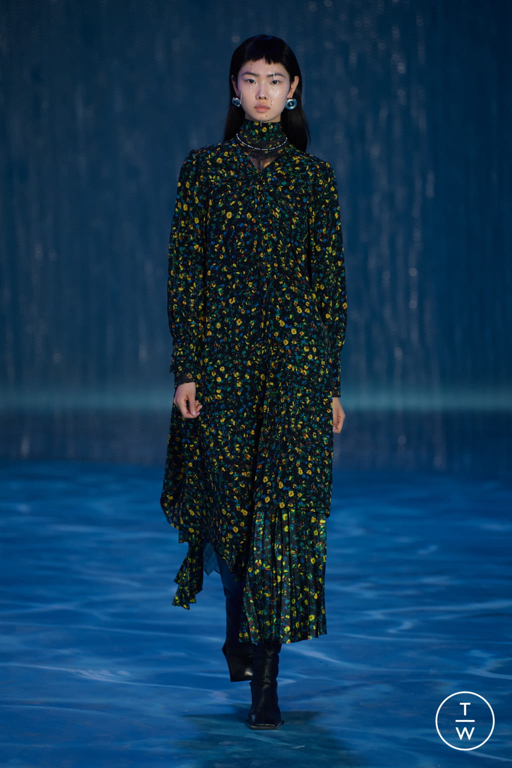 Fashion Week New York Spring/Summer 2022 look 2 from the C+Plus Series collection womenswear