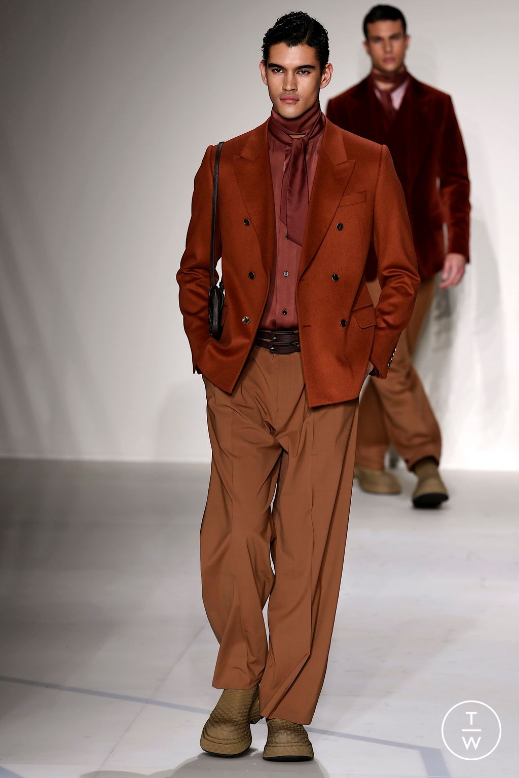 Fashion Week Milan Fall/Winter 2023 look 50 from the Emporio Armani collection menswear