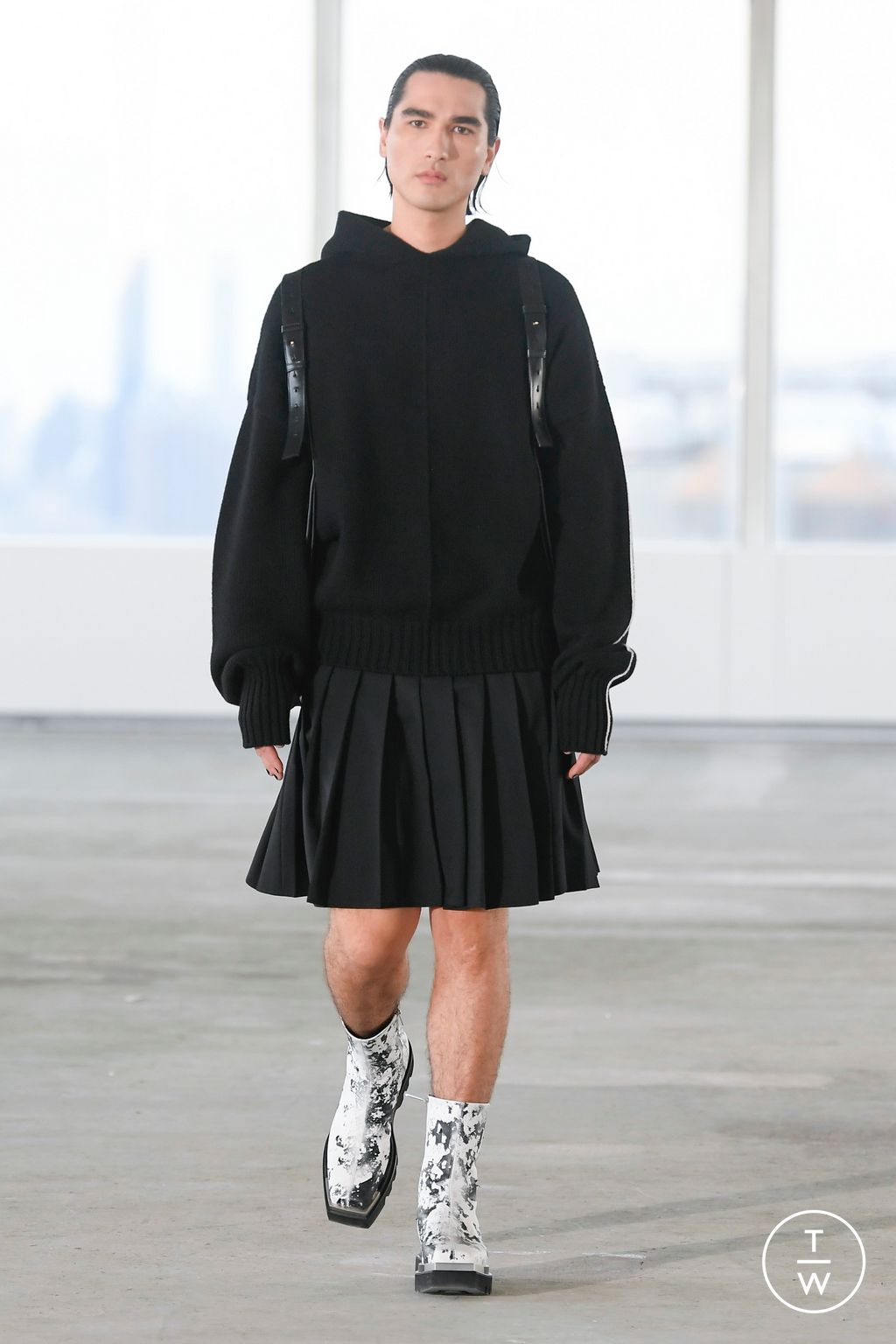 Fashion Week New York Spring/Summer 2023 look 29 from the Peter Do collection womenswear