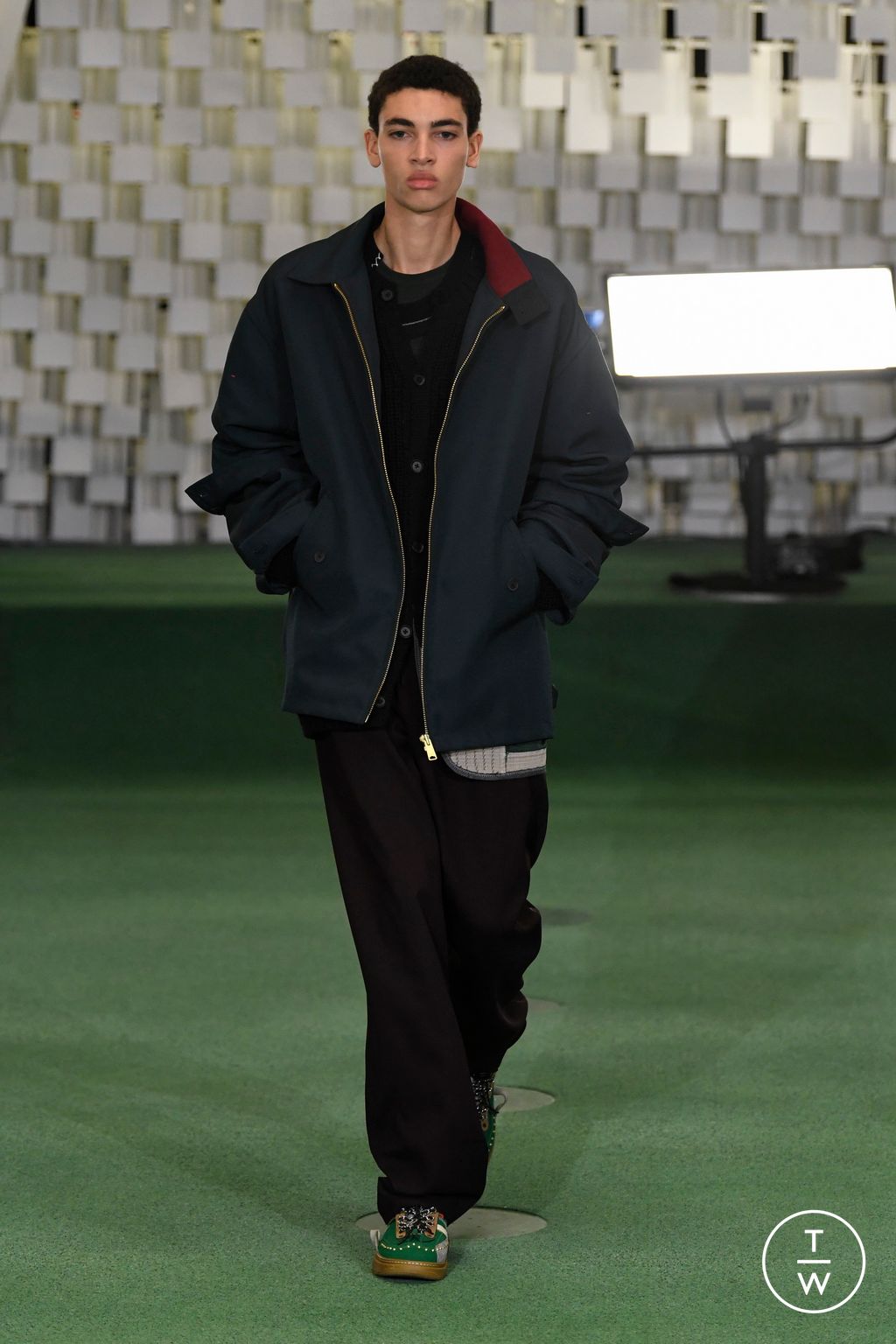 Fashion Week Paris Fall/Winter 2023 look 32 from the Kolor collection 男装