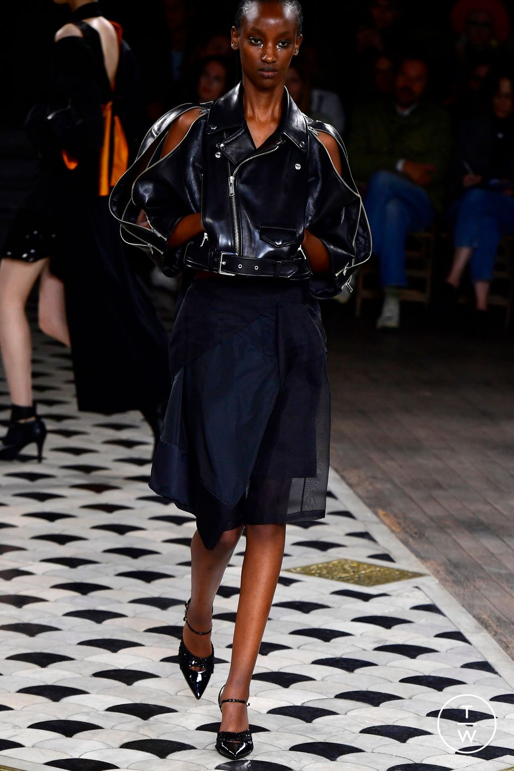 Fashion Week Paris Spring/Summer 2023 look 29 from the Undercover collection womenswear