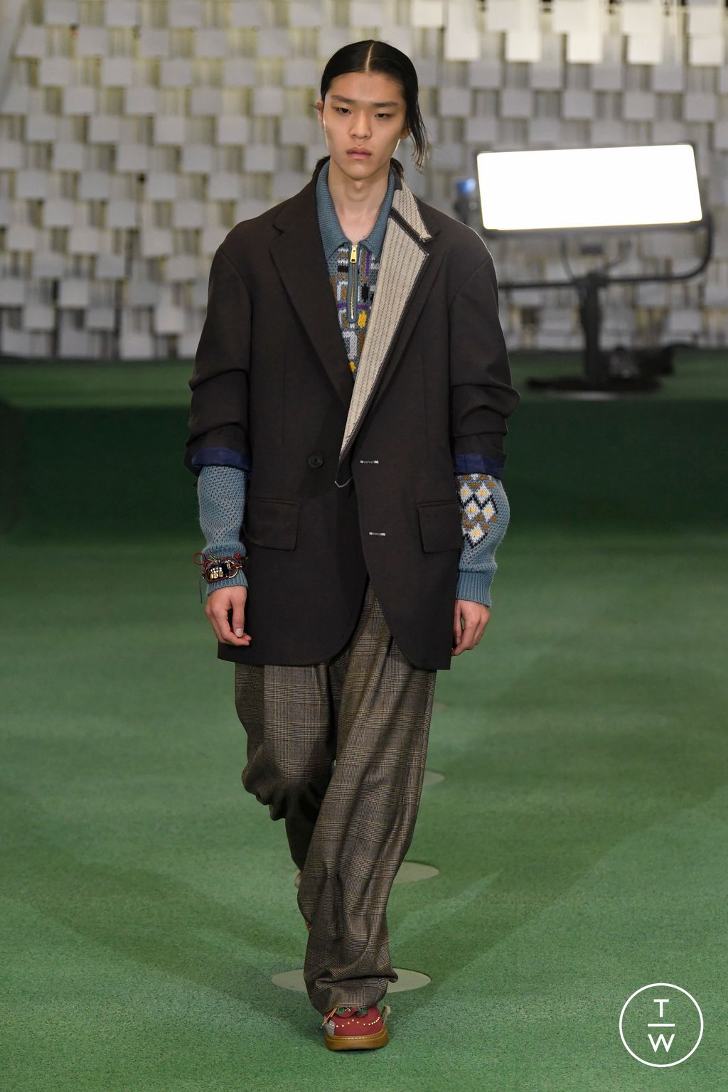 Fashion Week Paris Fall/Winter 2023 look 11 from the Kolor collection 男装