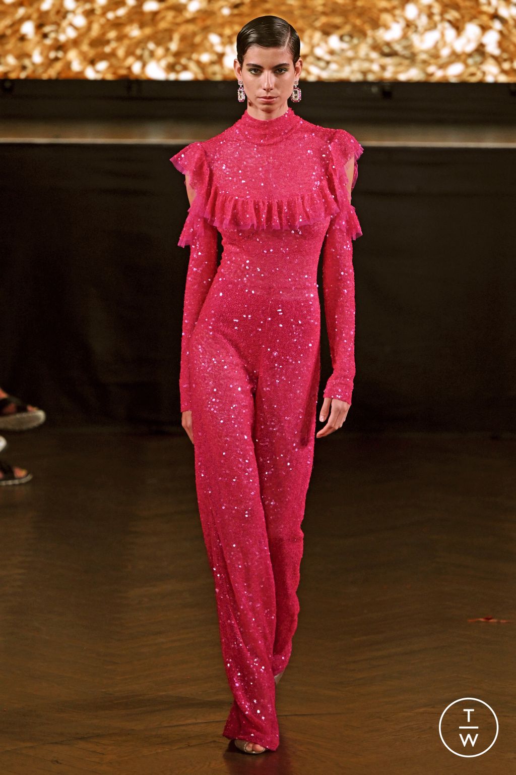 Fashion Week New York Spring/Summer 2023 look 26 from the Naeem Khan collection womenswear