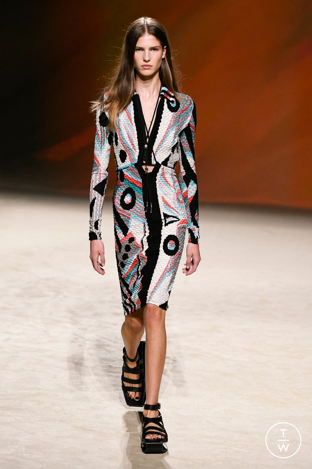 Fashion Week Paris Spring/Summer 2023 look 46 from the Hermès collection 女装