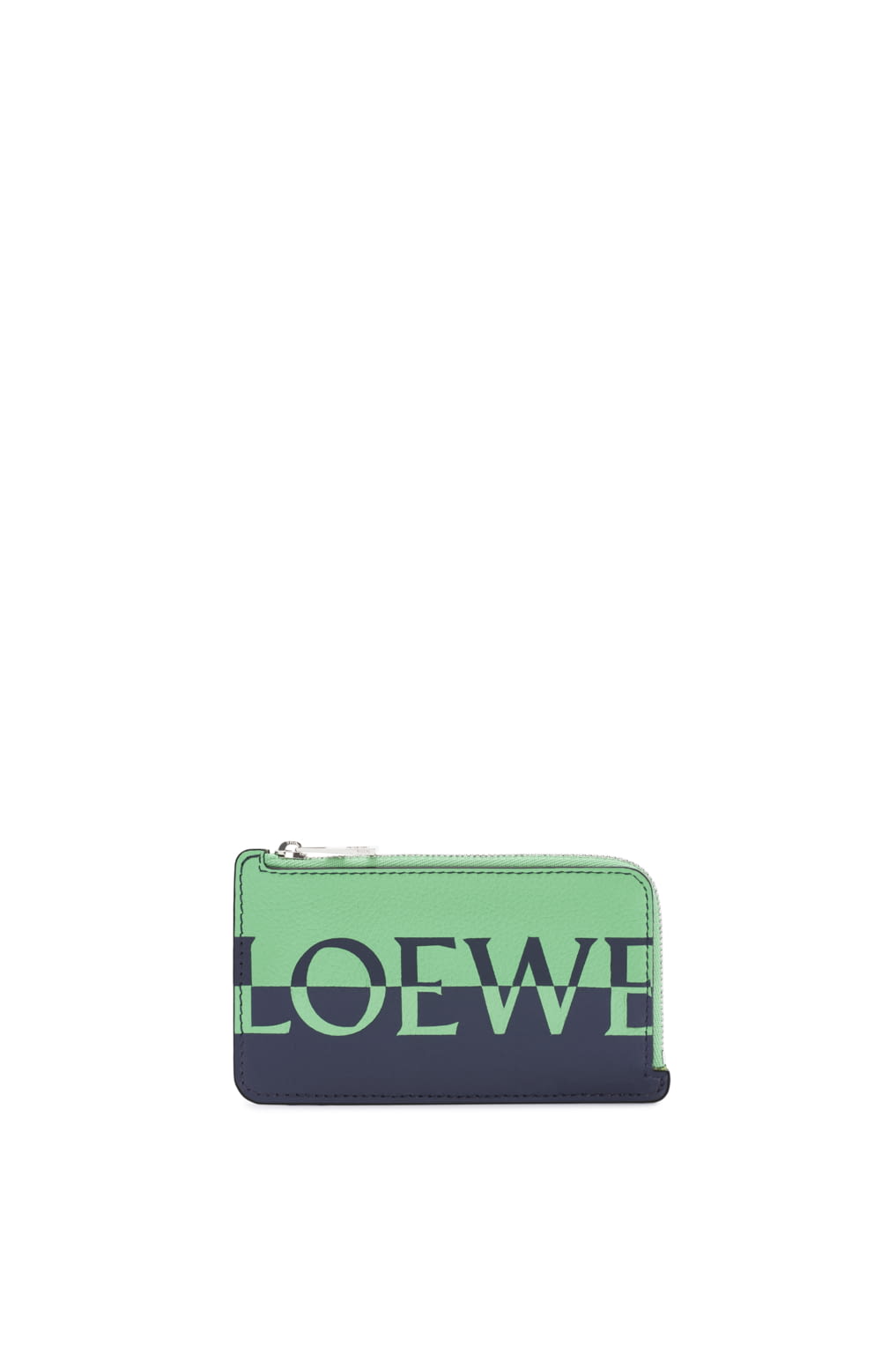 Fashion Week Paris Spring/Summer 2022 look 24 from the Loewe collection menswear accessories