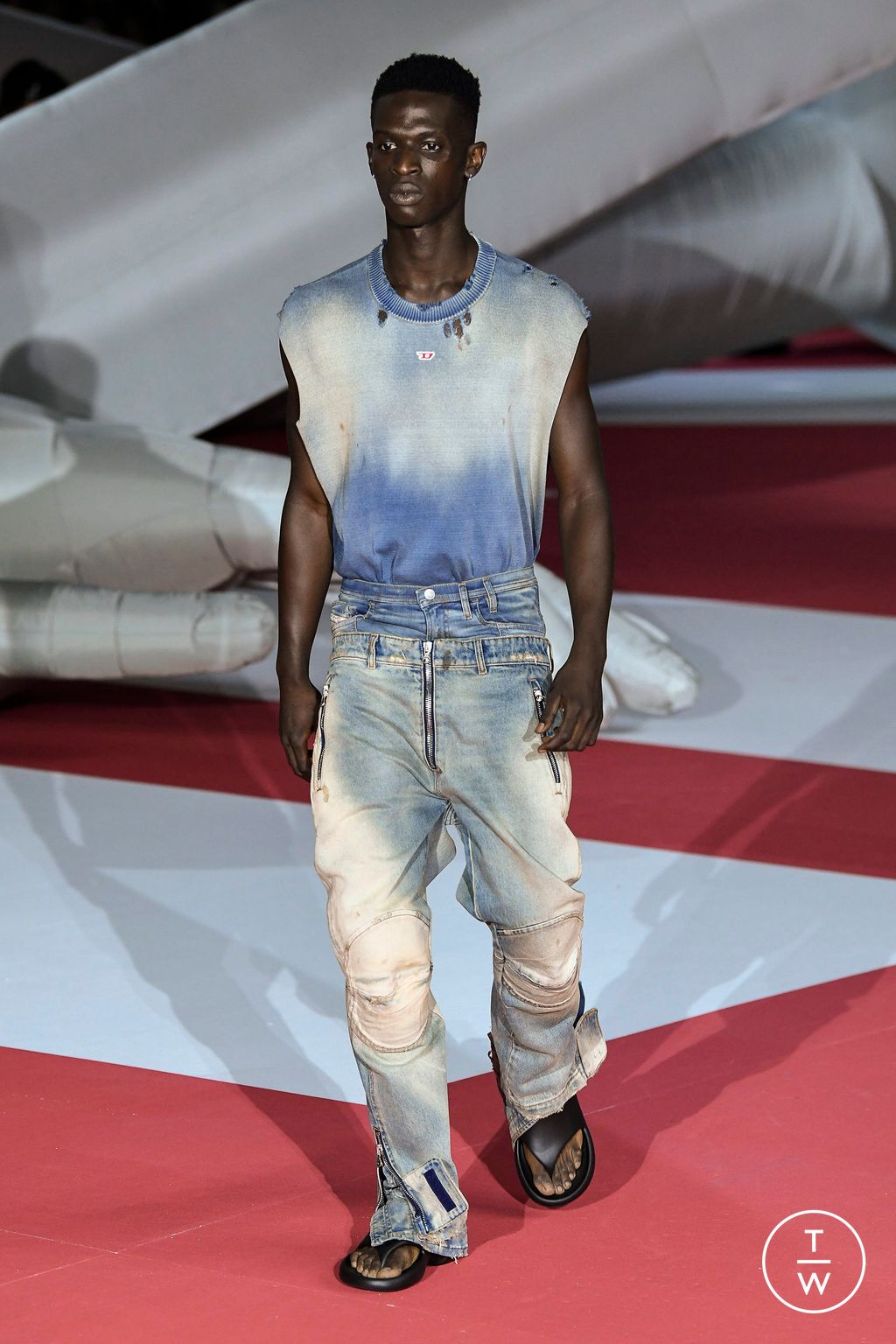 Fashion Week Milan Spring/Summer 2023 look 2 from the DIESEL collection womenswear