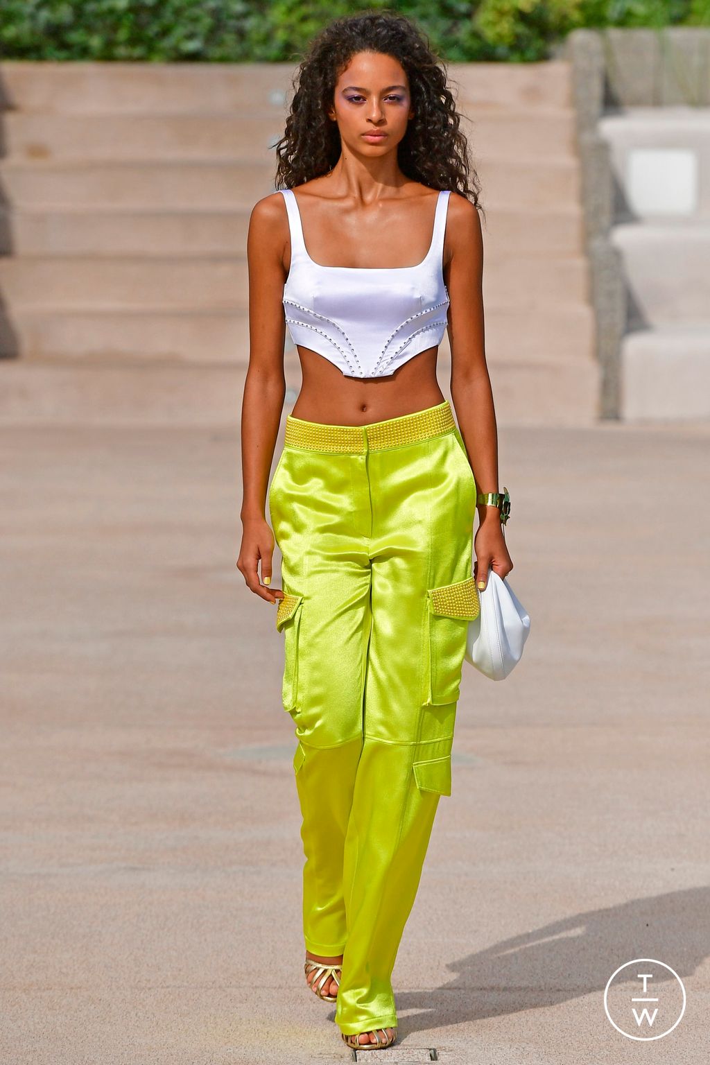 Fashion Week Milan Spring/Summer 2023 look 25 from the Genny collection 女装