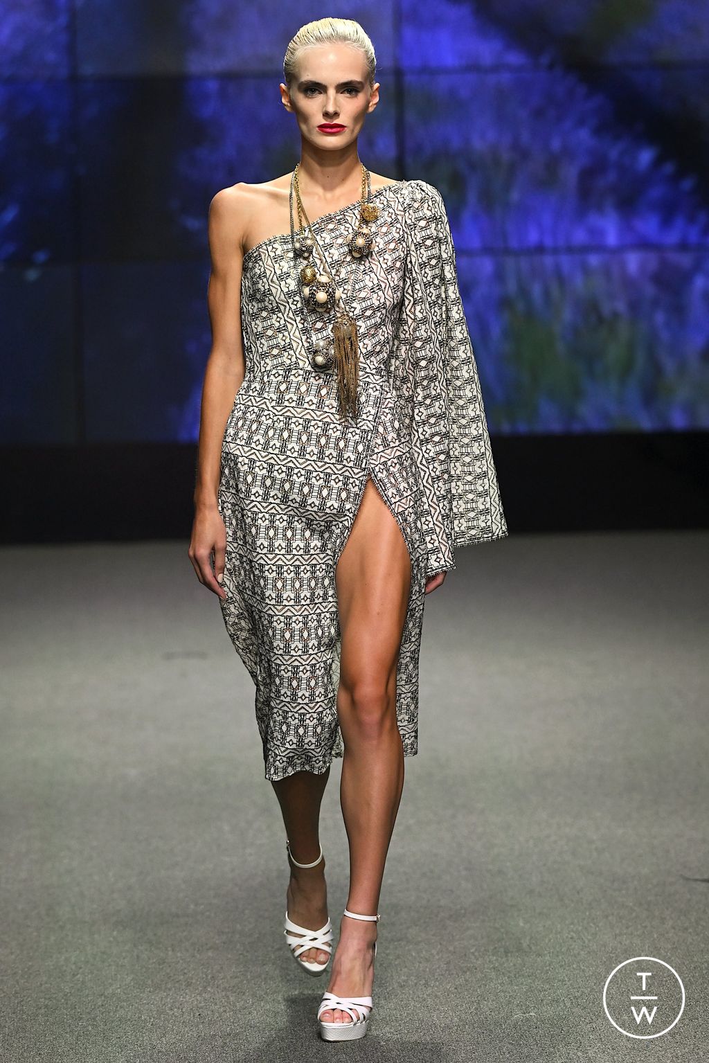 Fashion Week New York Spring/Summer 2023 look 14 from the Frederick Anderson collection womenswear