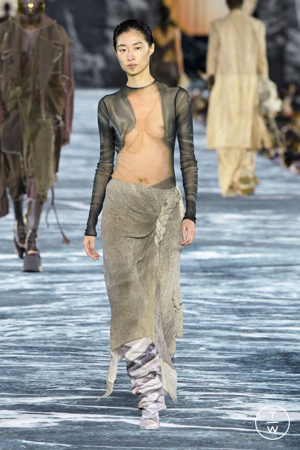 Fashion Week Paris Spring/Summer 2023 look 79 de la collection Balmain womenswear