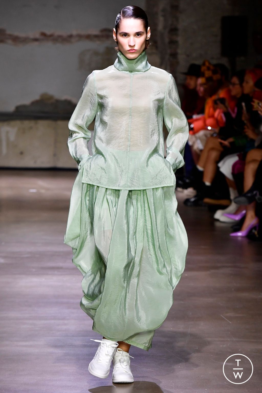Fashion Week Paris Spring/Summer 2023 look 14 from the Dawei collection womenswear