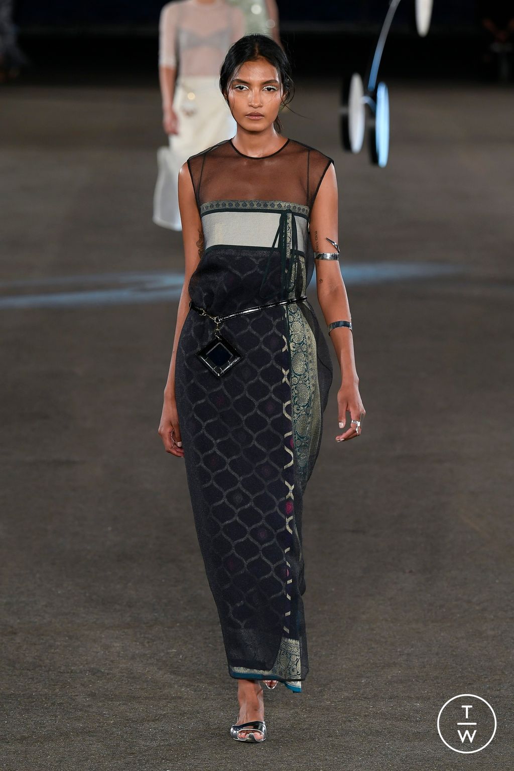 Fashion Week New York Spring/Summer 2023 look 27 from the Tory Burch collection womenswear