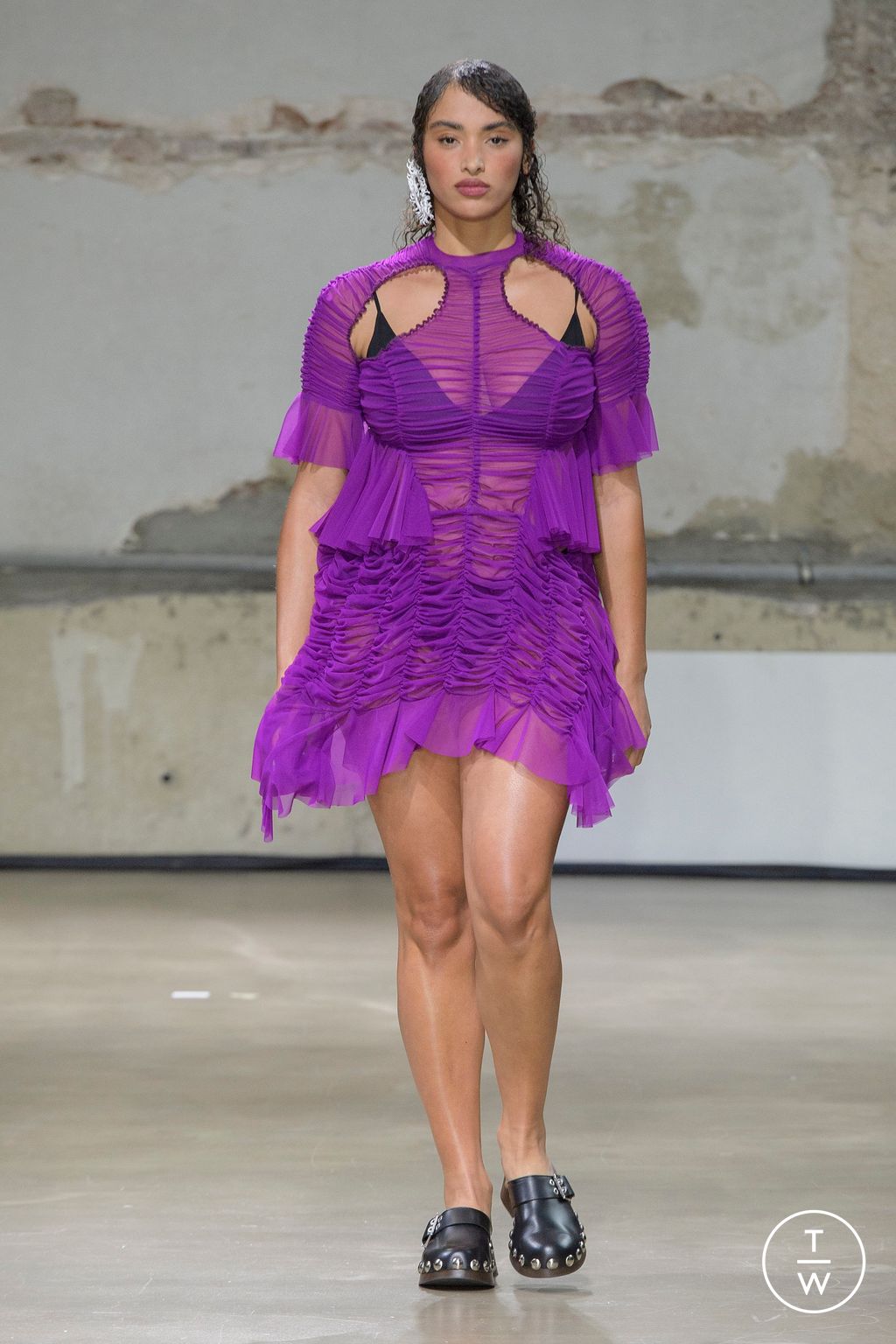 Fashion Week Paris Spring/Summer 2023 look 13 from the Ester Manas collection 女装