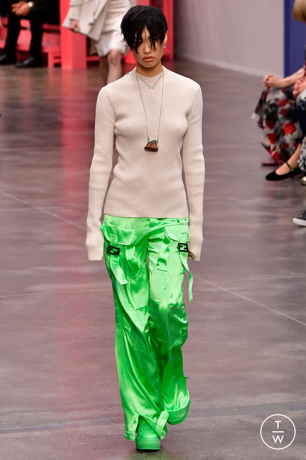 Fashion Week Milan Spring/Summer 2023 look 29 from the Fendi collection 女装