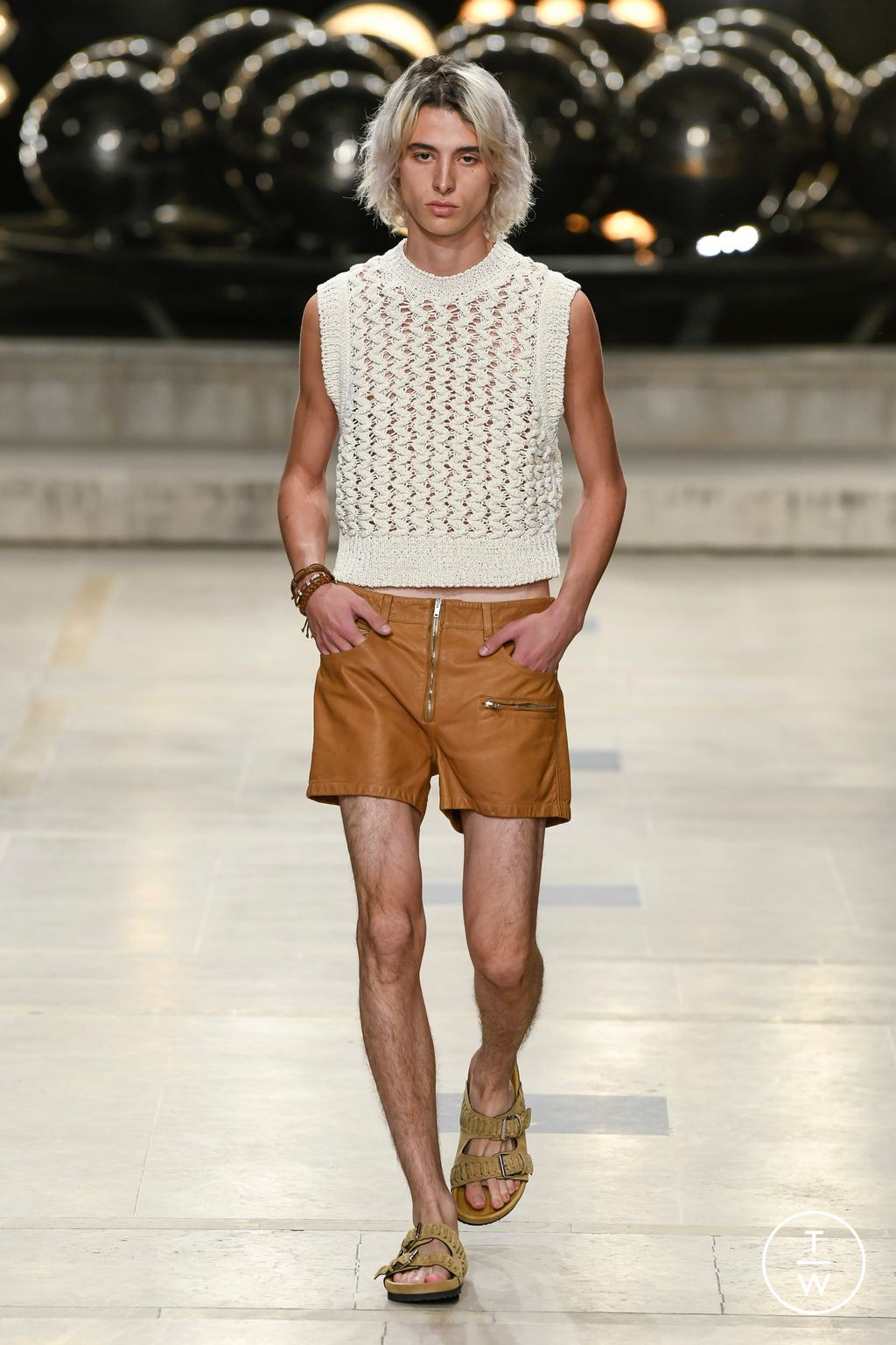 Fashion Week Paris Spring/Summer 2023 look 37 from the Isabel Marant collection 女装