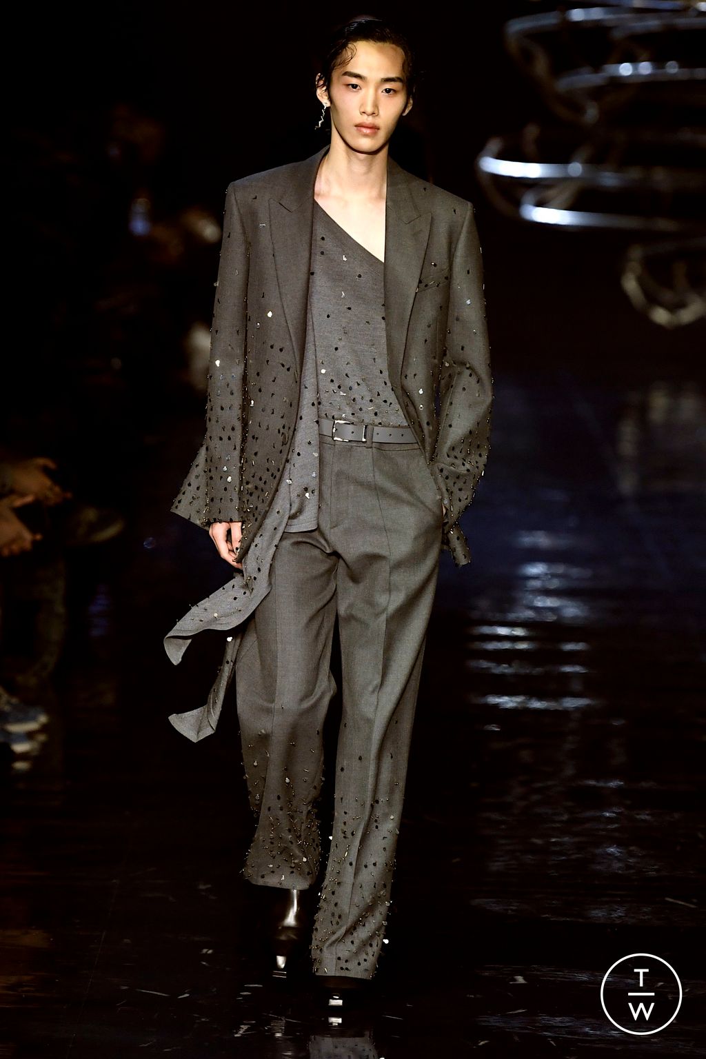 Fashion Week Milan Fall/Winter 2023 look 53 from the Fendi collection 男装