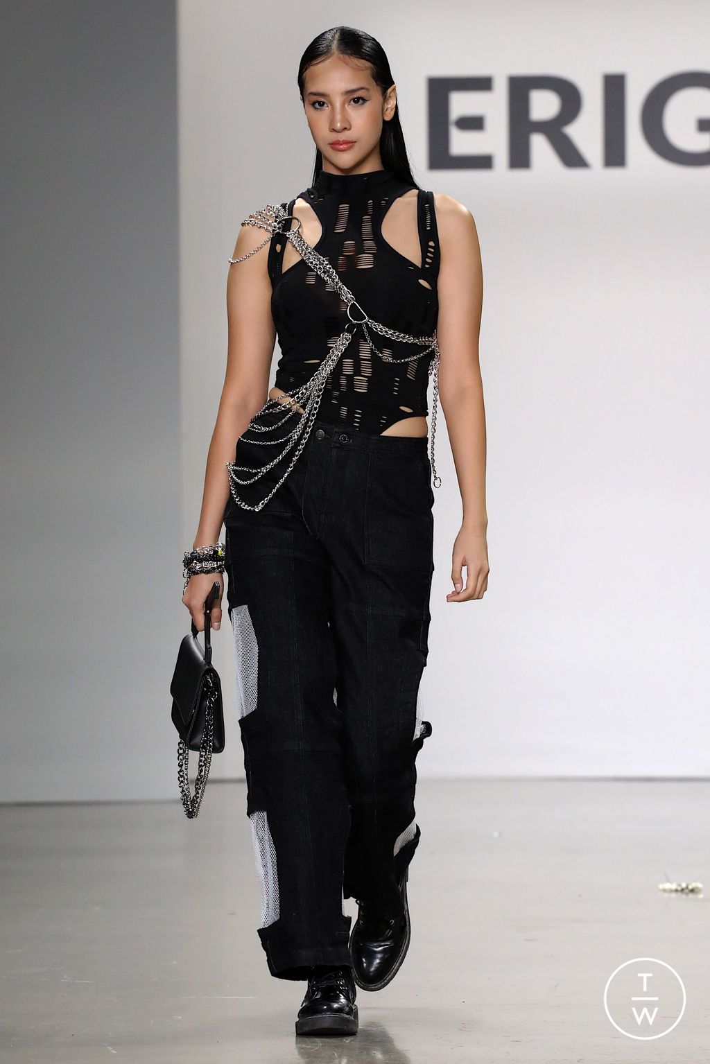 Fashion Week New York Spring/Summer 2023 look 20 from the Erigo collection womenswear