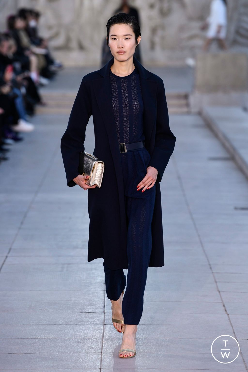 Fashion Week Paris Spring/Summer 2023 look 31 from the Akris collection womenswear