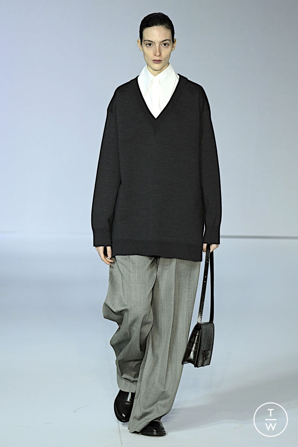 Fashion Week Milan Fall/Winter 2022 look 6 de la collection Calcaterra womenswear