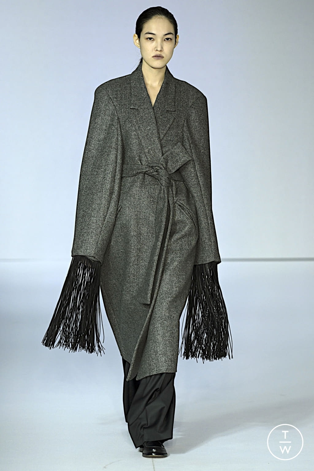 Fashion Week Milan Fall/Winter 2022 look 10 from the Calcaterra collection womenswear