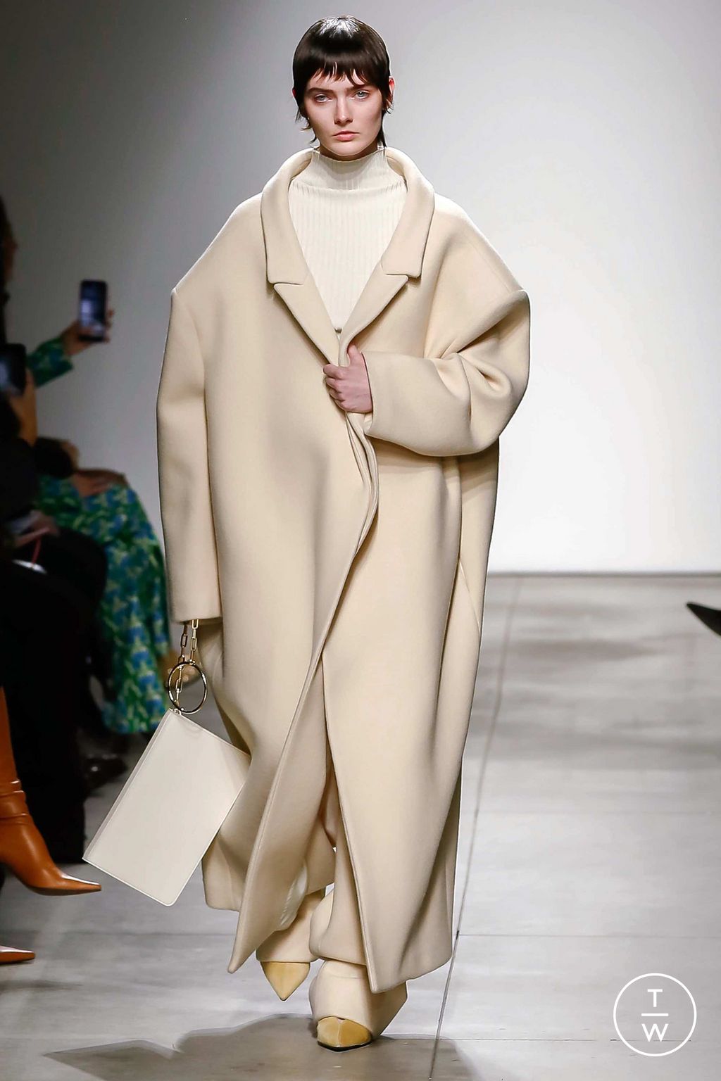 Fashion Week Milan Fall/Winter 2023 look 4 from the Calcaterra collection womenswear