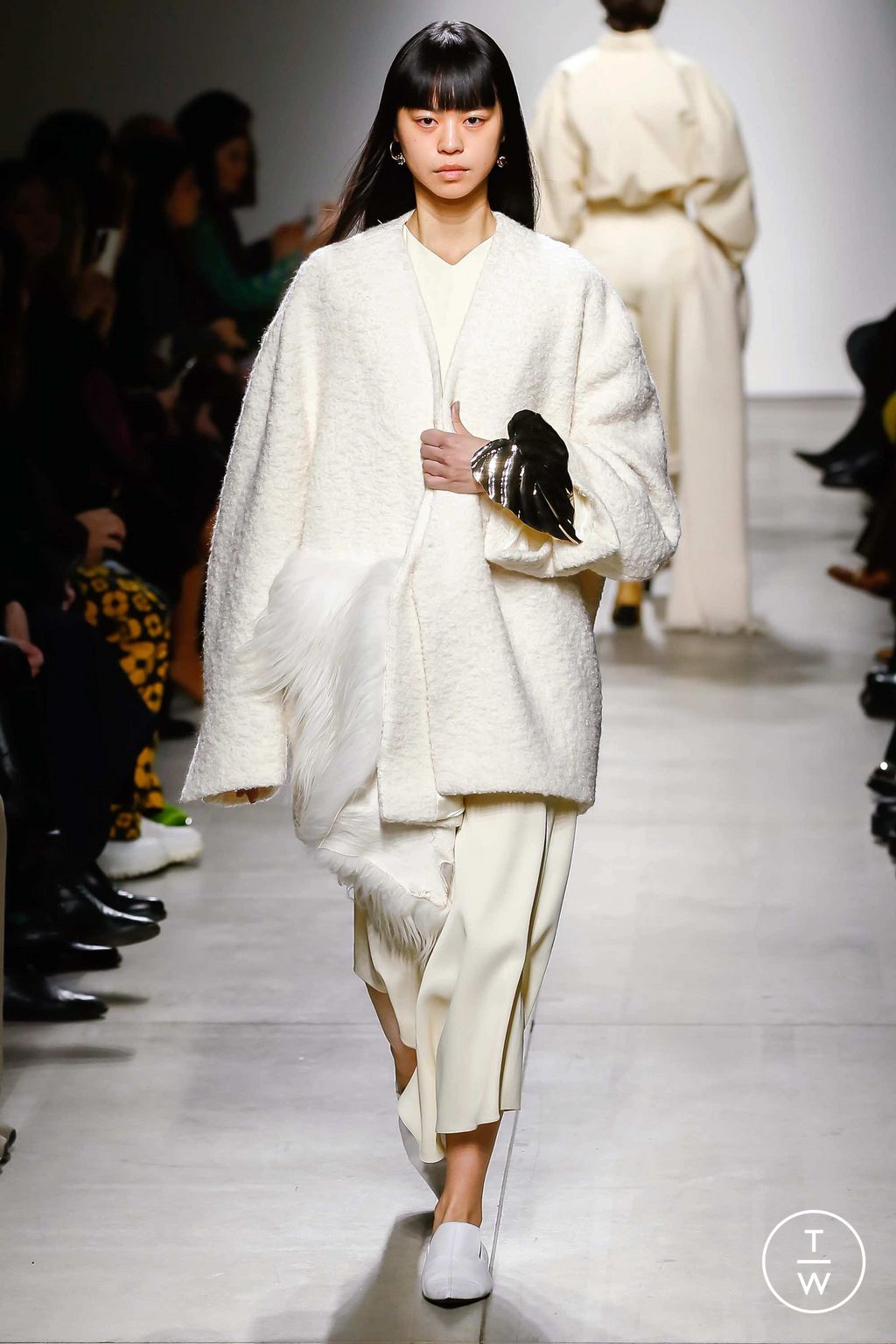 Fashion Week Milan Fall/Winter 2023 look 9 de la collection Calcaterra womenswear