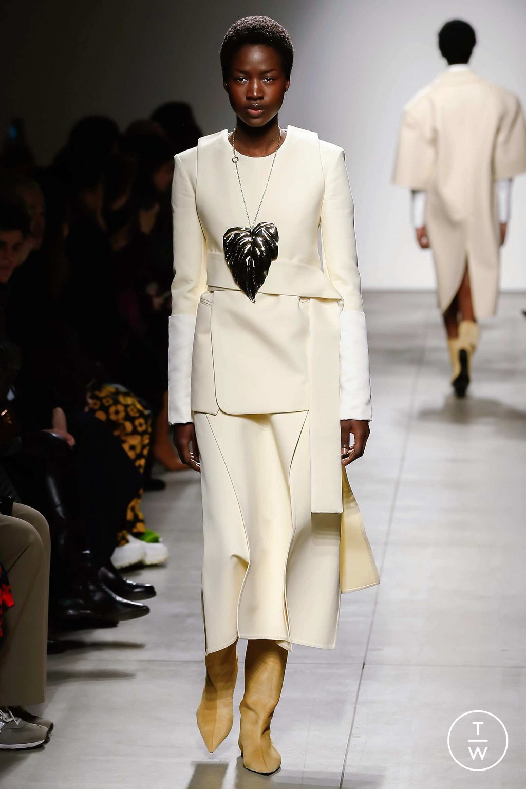 Fashion Week Milan Fall/Winter 2023 look 11 from the Calcaterra collection 女装