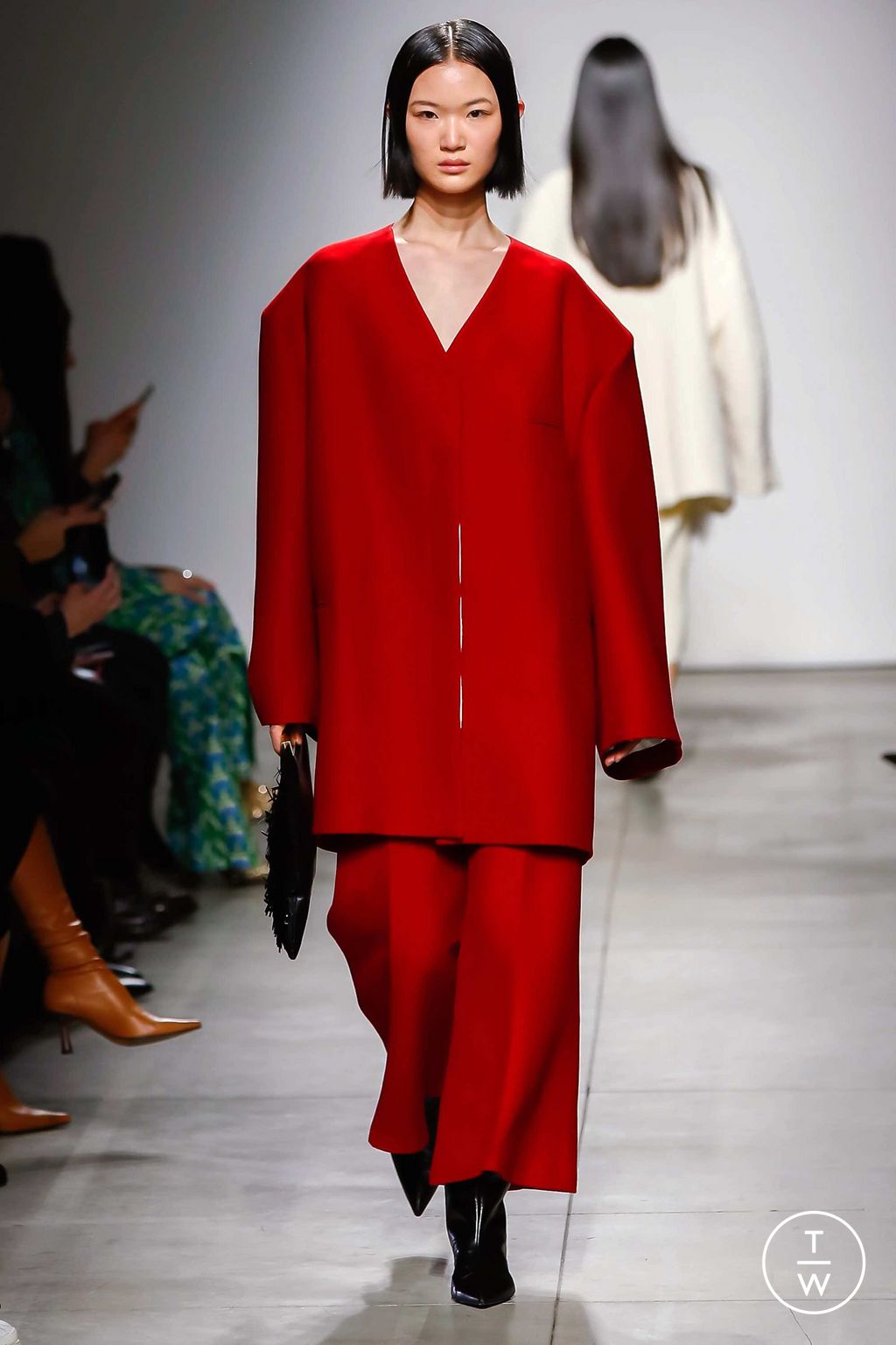 Fashion Week Milan Fall/Winter 2023 look 15 de la collection Calcaterra womenswear