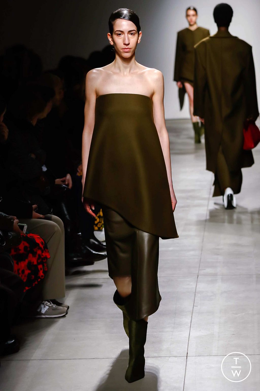 Fashion Week Milan Fall/Winter 2023 look 21 de la collection Calcaterra womenswear