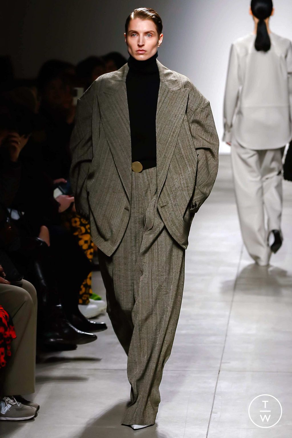 Fashion Week Milan Fall/Winter 2023 look 23 from the Calcaterra collection womenswear