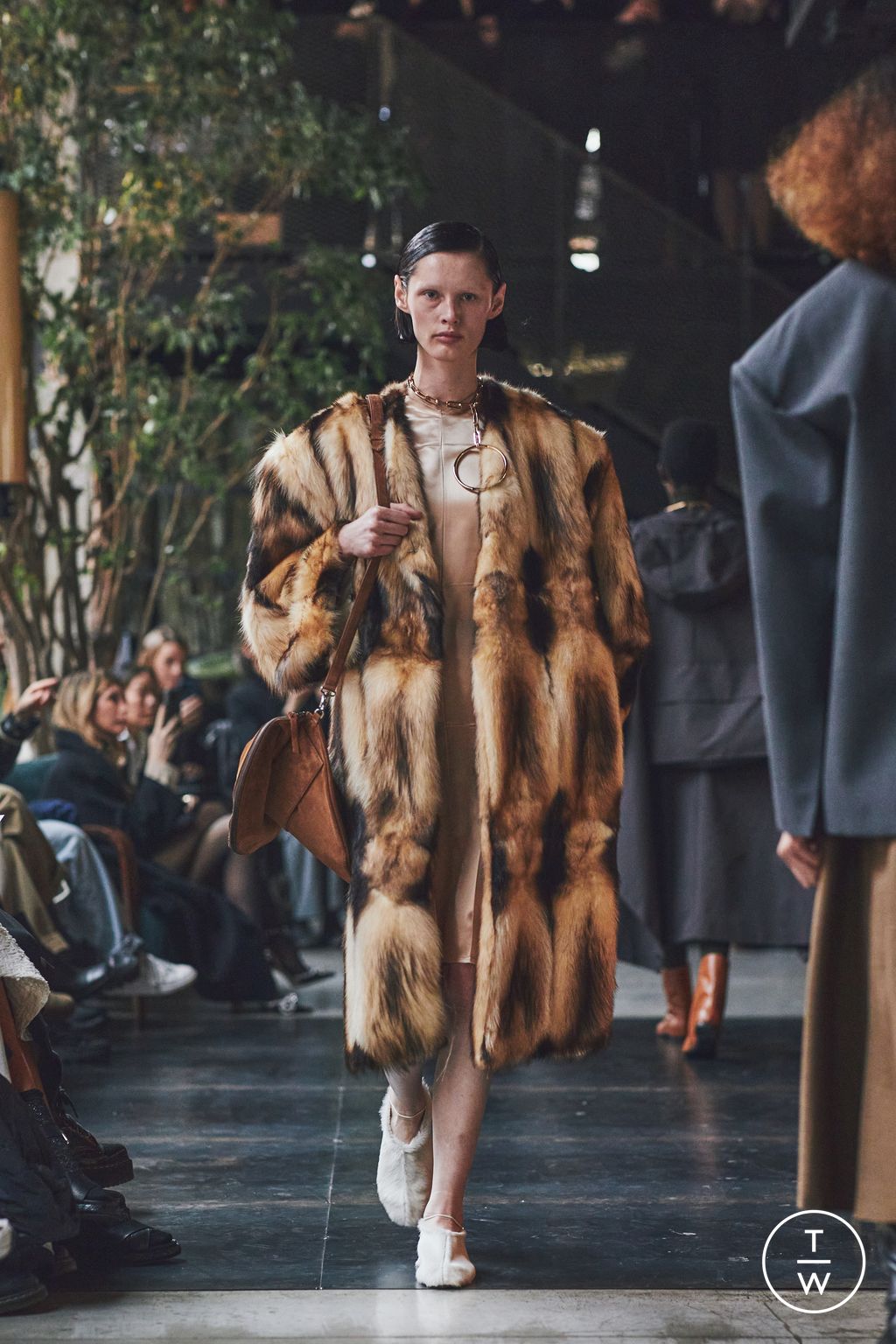 Fashion Week Milan Fall/Winter 2024 look 7 de la collection Calcaterra womenswear