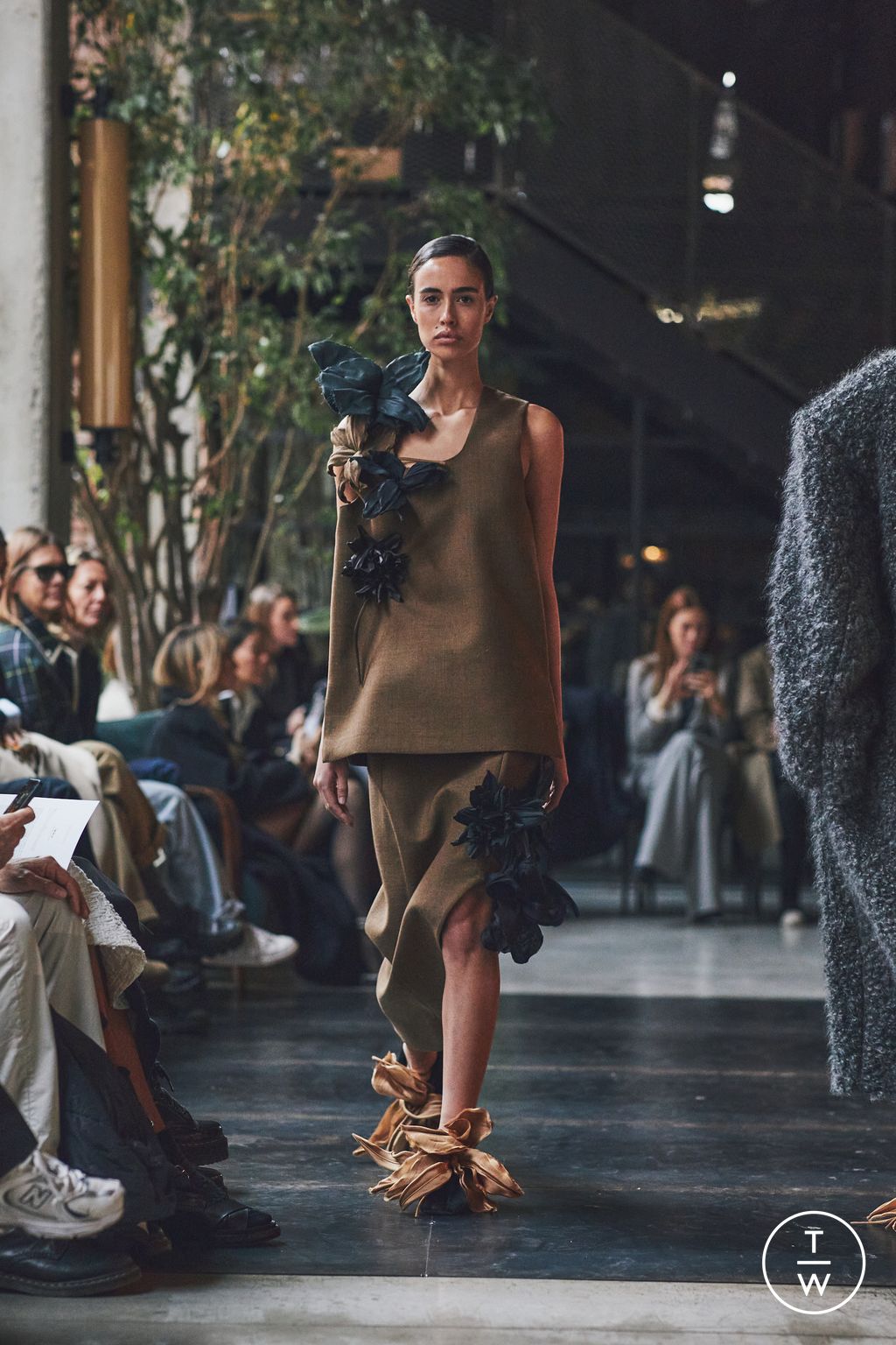 Fashion Week Milan Fall/Winter 2024 look 12 de la collection Calcaterra womenswear