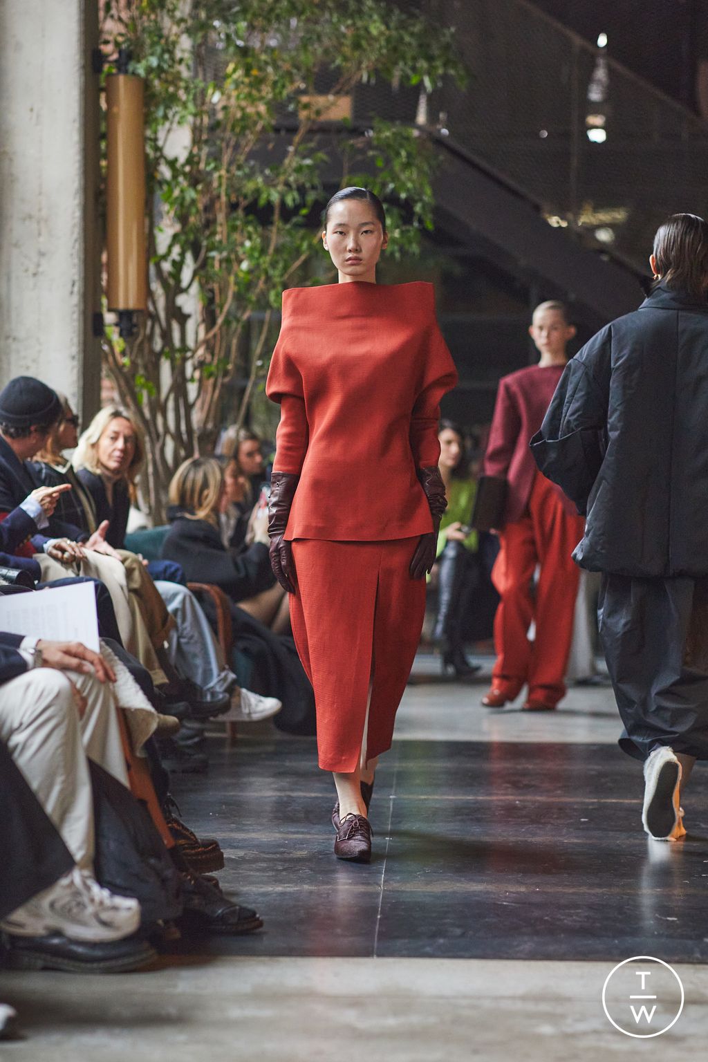 Fashion Week Milan Fall/Winter 2024 look 23 de la collection Calcaterra womenswear