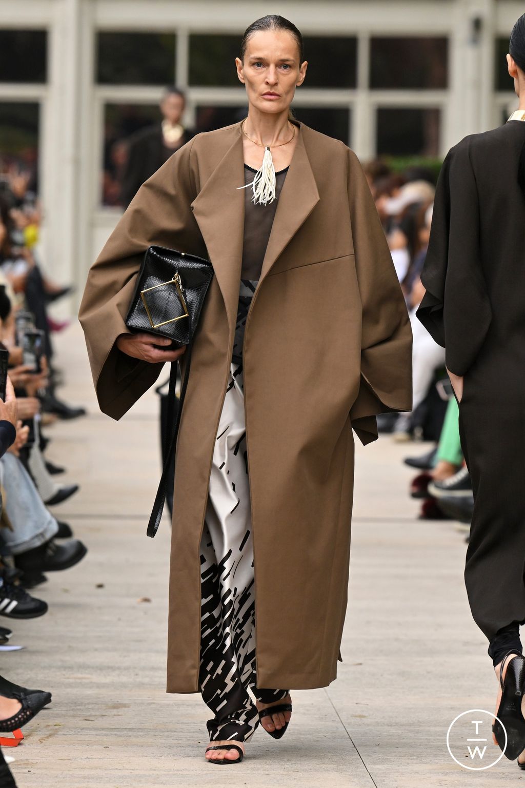Fashion Week Milan Spring/Summer 2024 look 6 from the Calcaterra collection womenswear